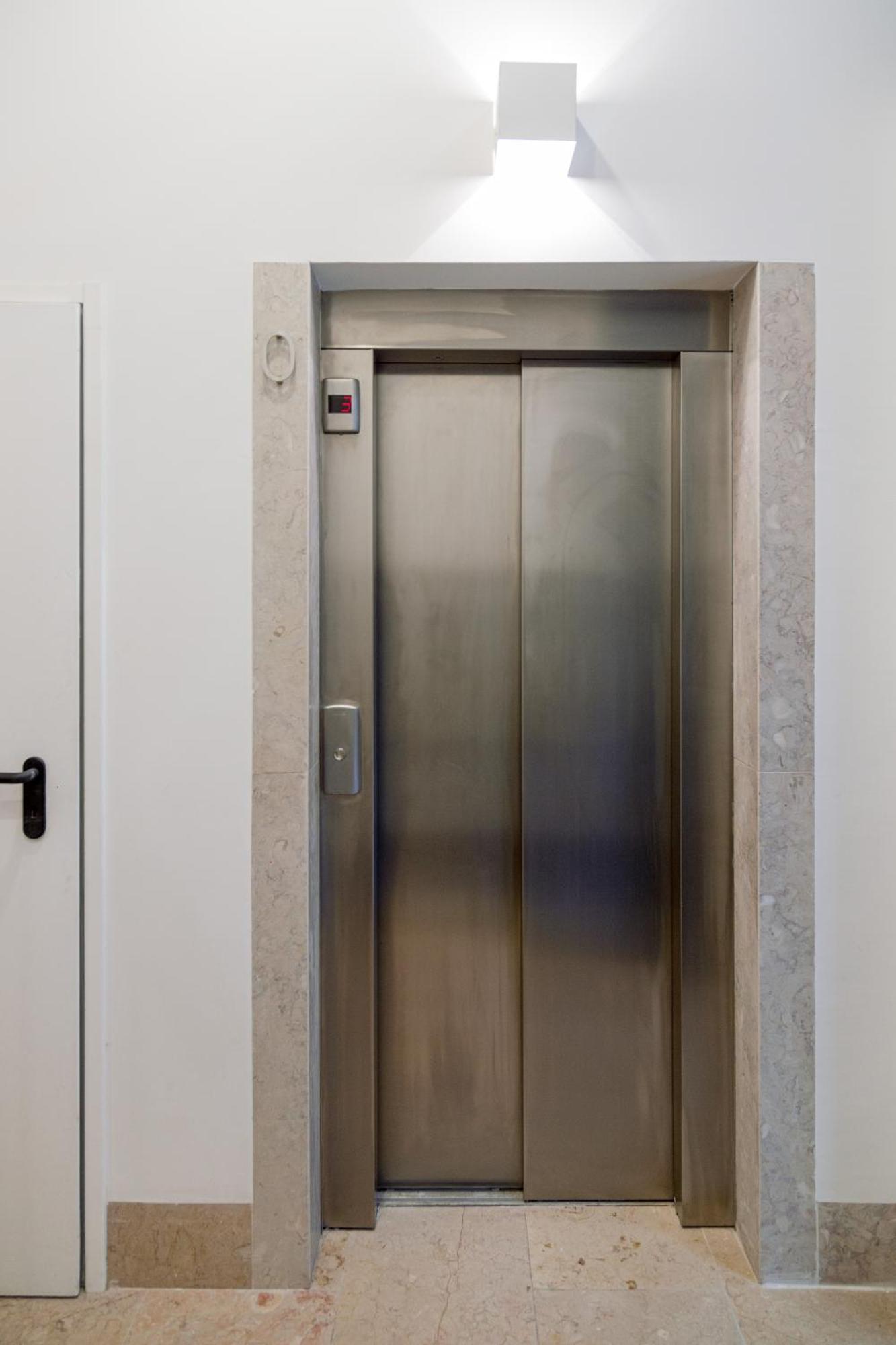 Apartamento Joivy Stunning Downtown Flats *